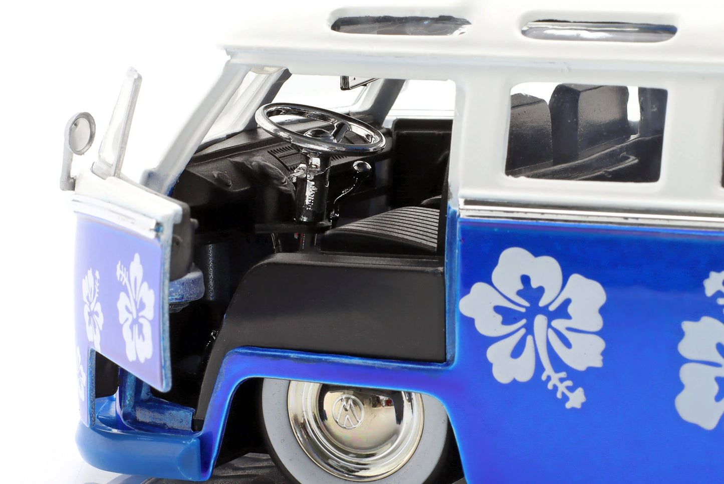 Disney - Stitch and VW T1 Bus